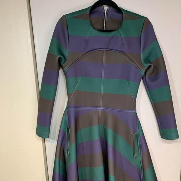 Neoprene Dress. Open Back. Pockets. Size M. A-line. Cocktail Dress. Crew Neck - Picture 1 of 10